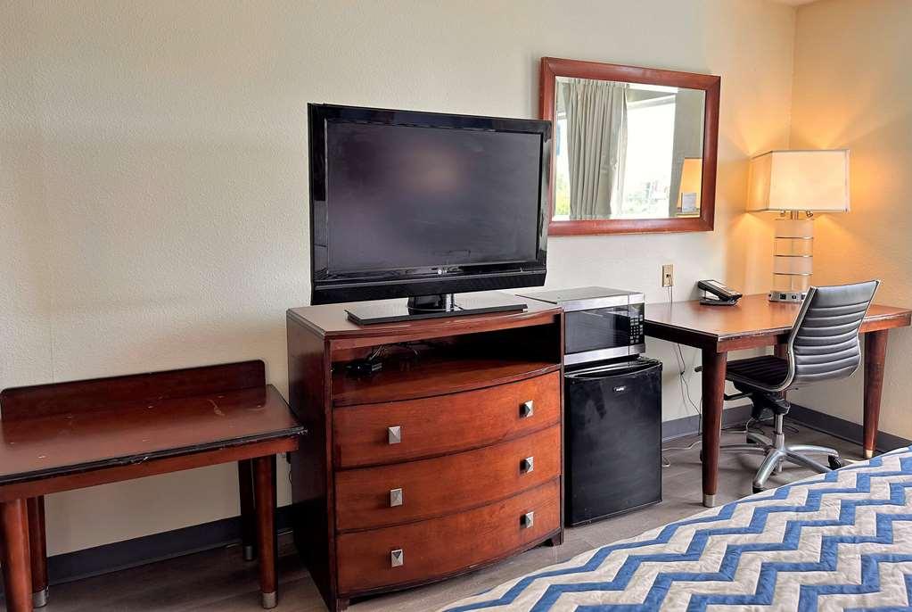 Travelodge By Wyndham Fort Wayne North Стая снимка